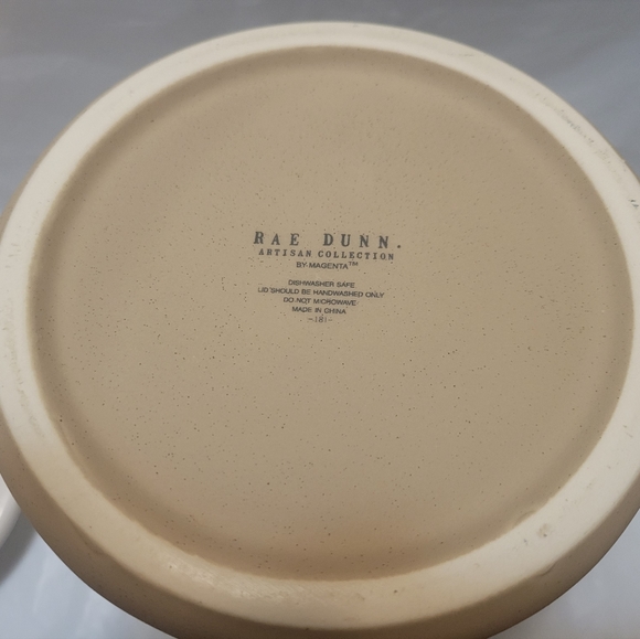 Rae Dunn PASTA Ceramic Container with Tan Base NWOT - Picture 5 of 5